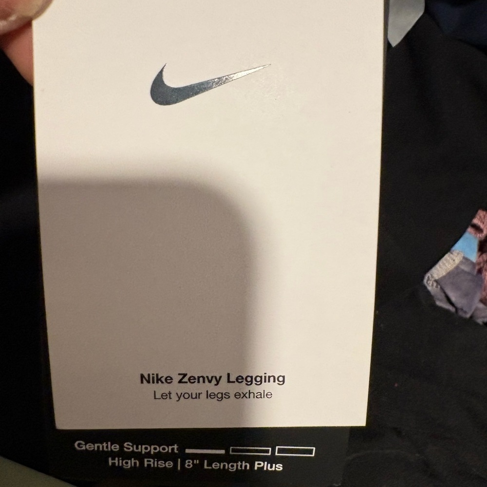 Never worn Nike leggings NWT